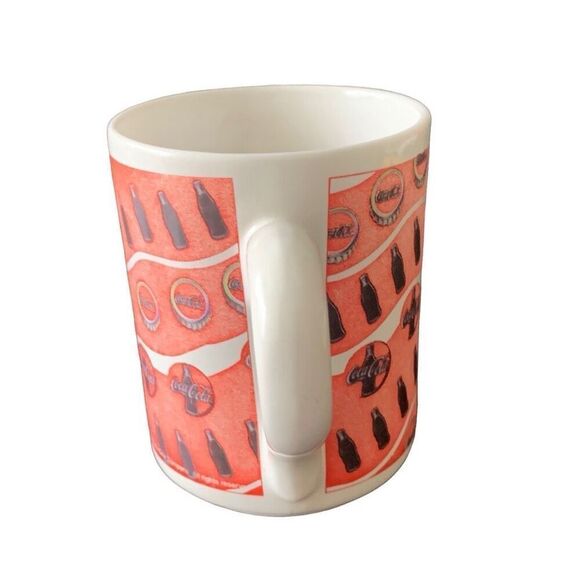 Vintage Coca-Cola 1997 Always Refreshing Collectible Bottles & Caps Mug HTF - Picture 4 of 10